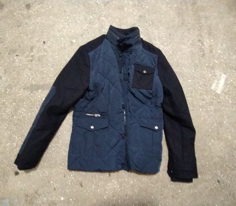 Kurtka Riccovero Norwegia  lekko ocieplane Ciemny na granat Rękawy cza