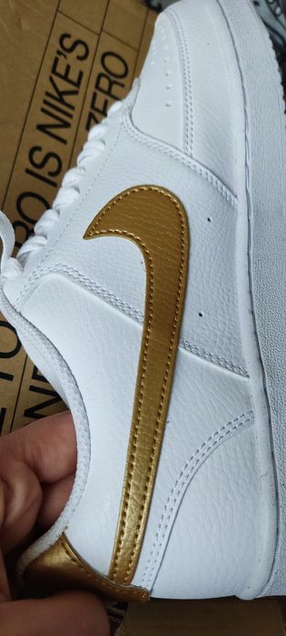 Nowe Nike 42 Court vision białe złota łyżwa