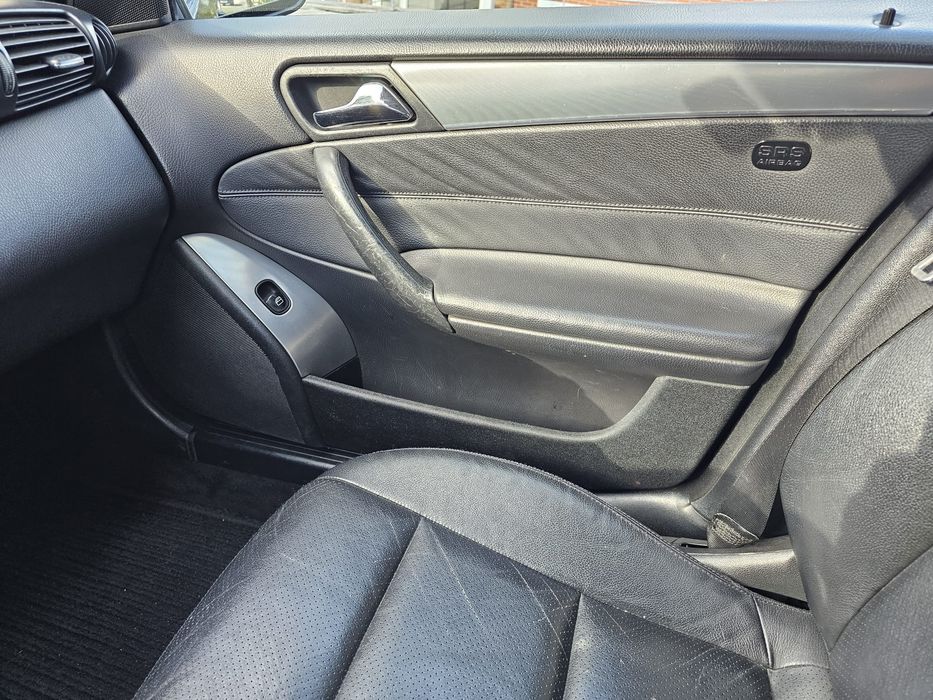 Mercedes-Benz C220 CDI Avantgarde (W203)