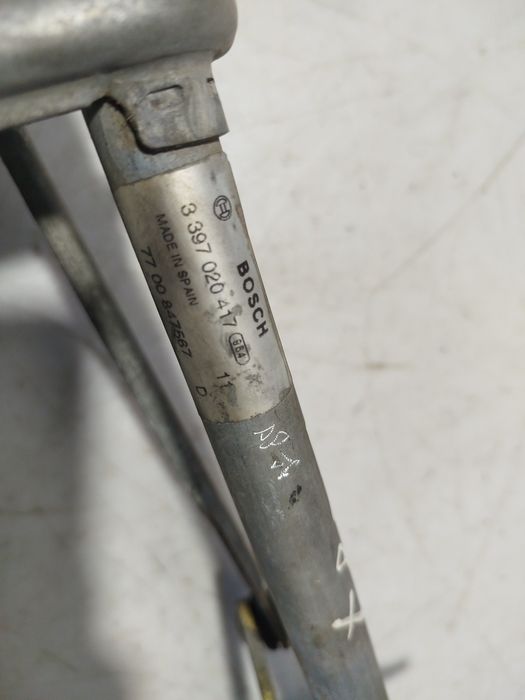 Motor limpa vidros frente RENAULT Clio II (BB0/1/2_, CB0/1/2_)
