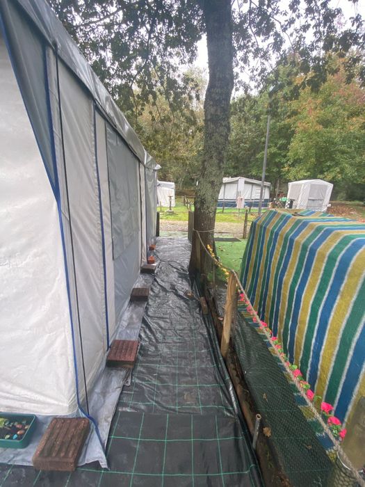 Caravana situada em Parque de Campismo em Ponte de Lima