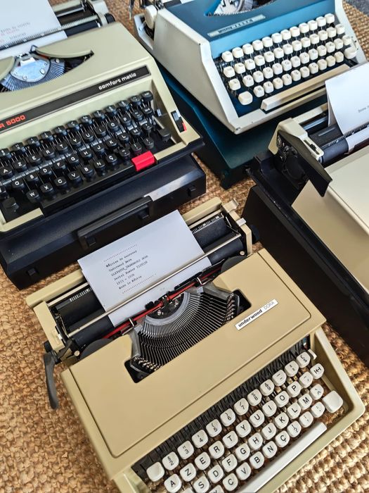 Máquinas de escrever