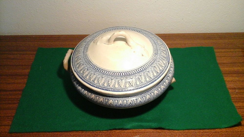 Loiças antigas várias