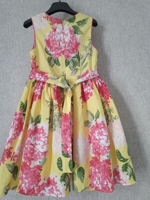 Платье для девочки летнее.  Нарядное.