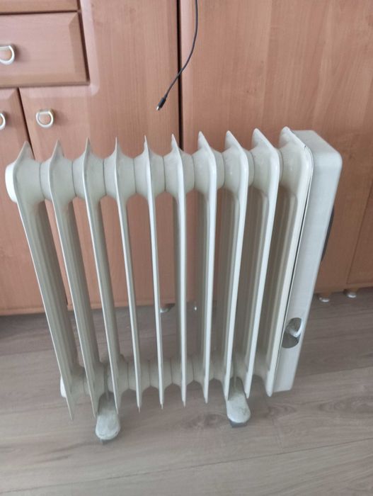 Sprzedam grzejnik olejowy na prąd