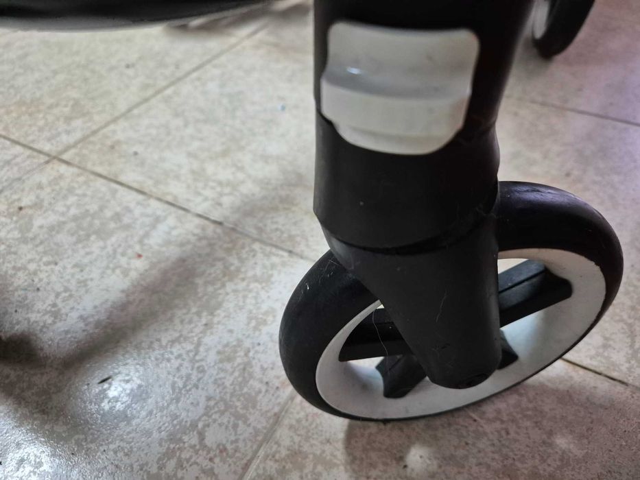 Cybex Iris M Air