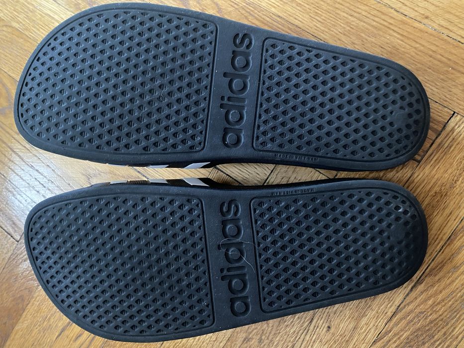 Чоловічі шльопаці Adidas,44,5 розмір