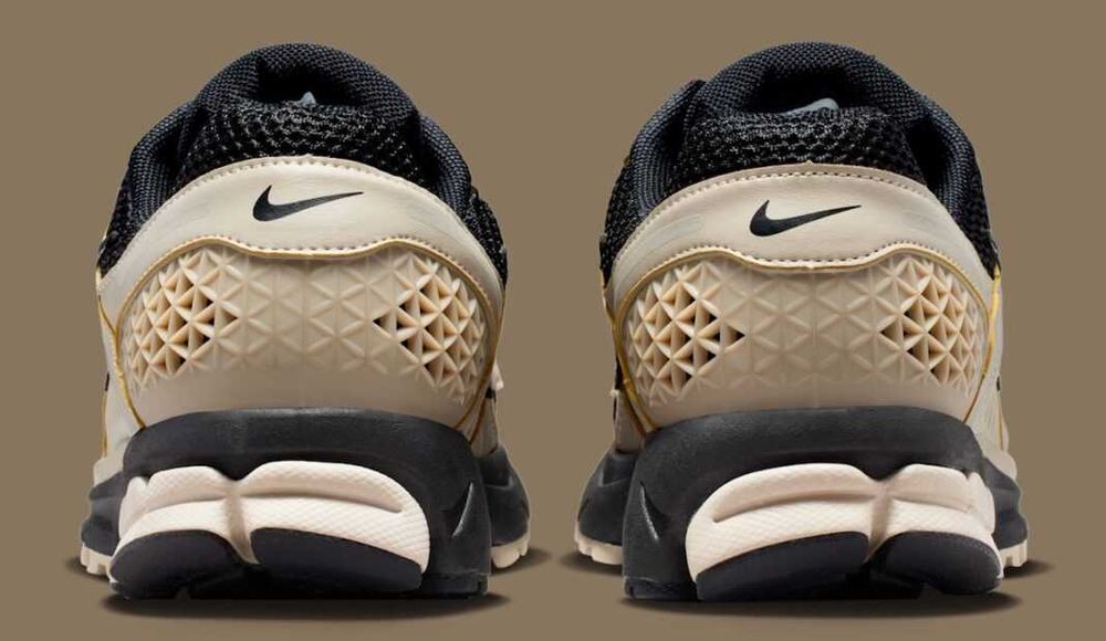 Оригінал ! Кросівки Nike ZOOM VOMERO 5 FJ4151-008 US 9; US 9.5; US 10.5
