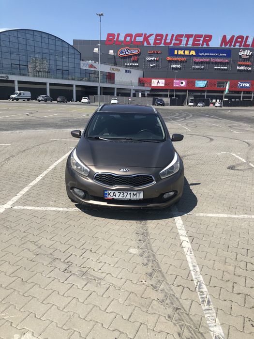 Kia Ceed 2013 рік.