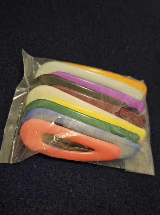 Ganchos novos coloridos