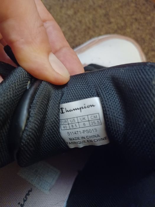Buty champion 40