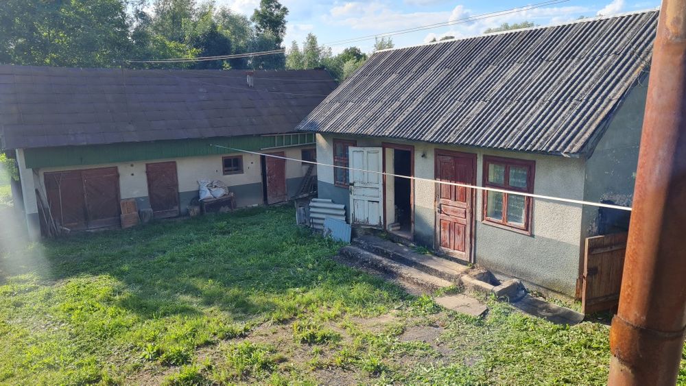 Продається будинок у с.Лісок Золочівського р-н вул. Головна 102