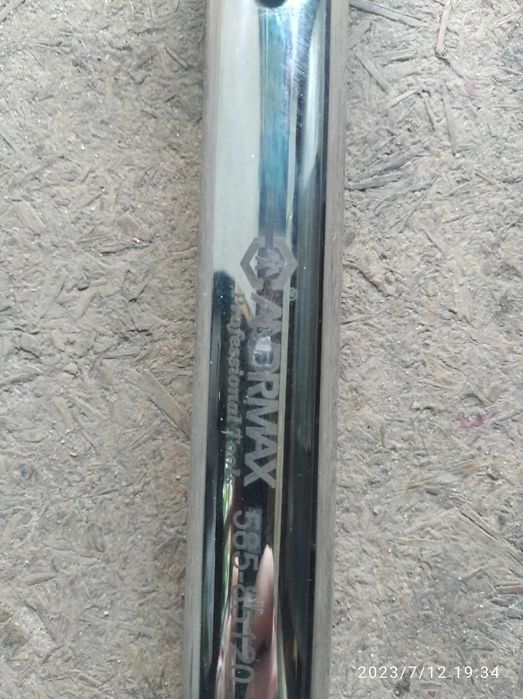 Динамометричний ключ 1/2