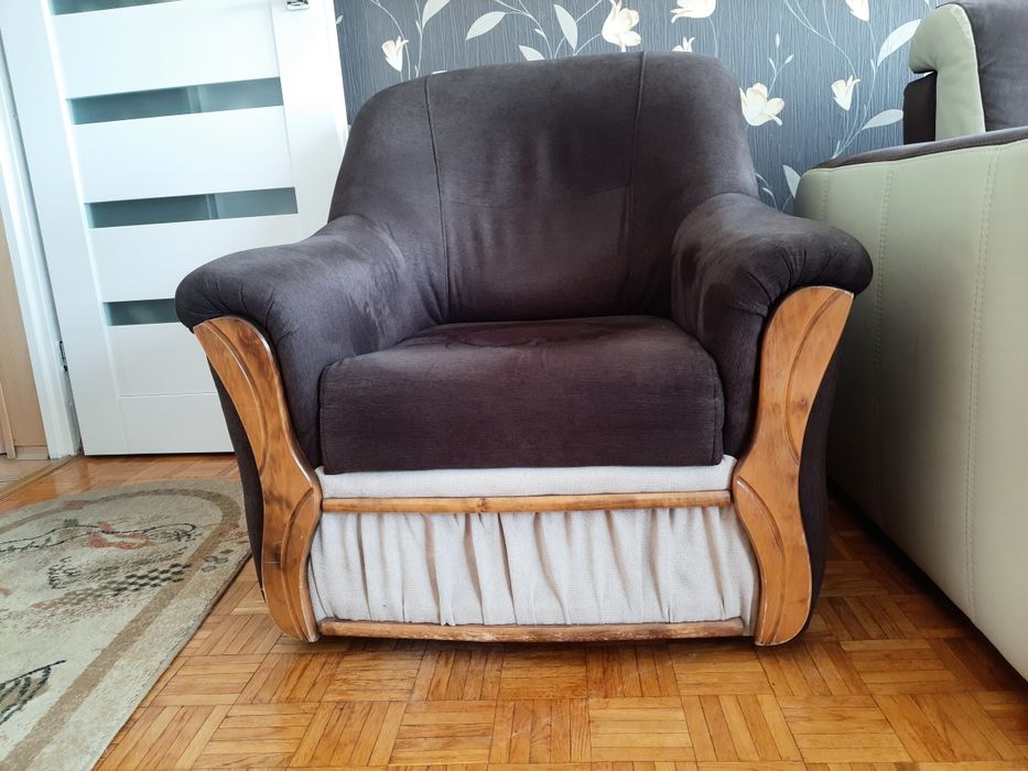 Fotel domowy zadbany.