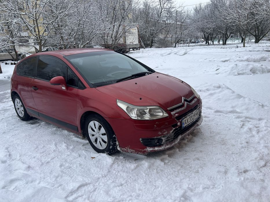 Продам власний автомобіль.