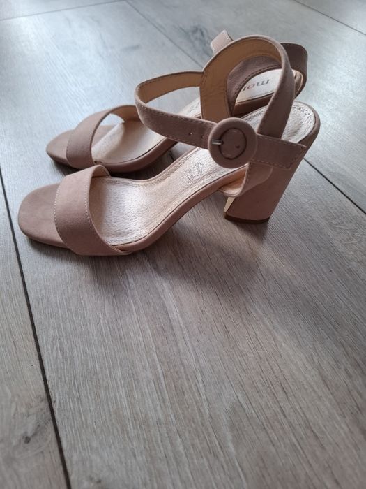 Sandały monnari r. 39