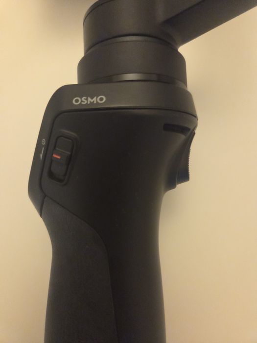 Gimbal Estabilizador Telemóvel - DGI Osmo