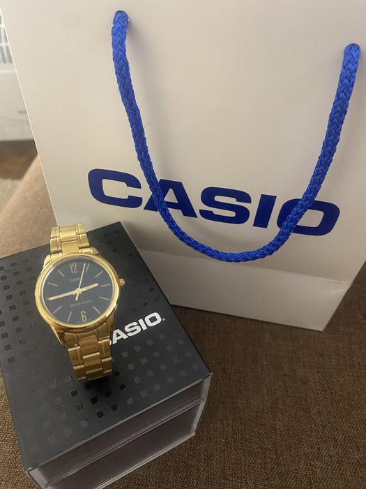 Продам годинник Casio