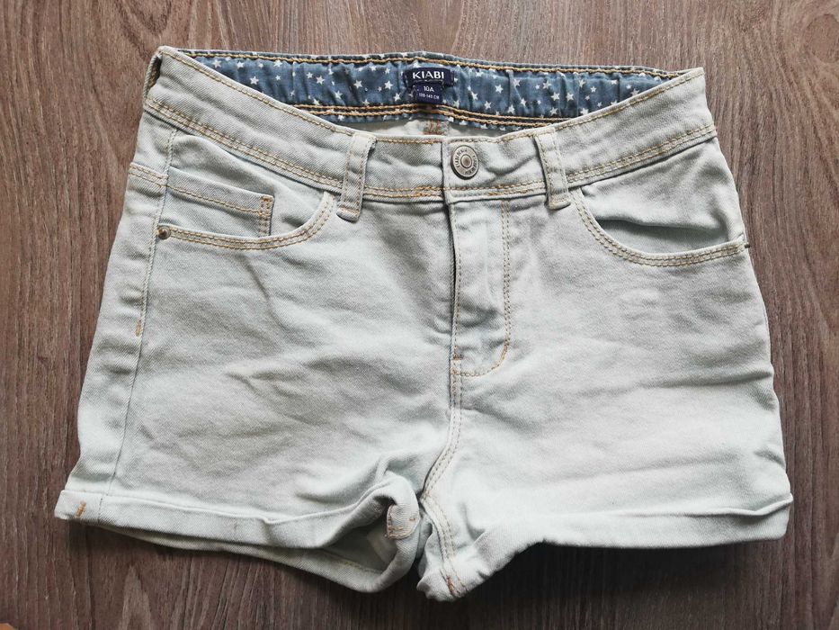 Conjunto calções ganga e t-shirt