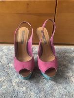 Босоніжки шкіряні.