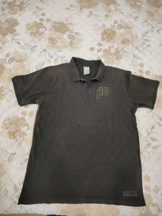 Polo Produit 2 Banlieu tam. L em muito bom estado