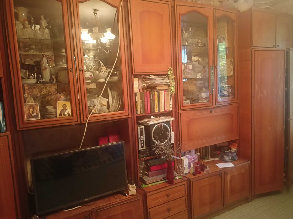 Стенка мебель  антресоль шкаф ссср