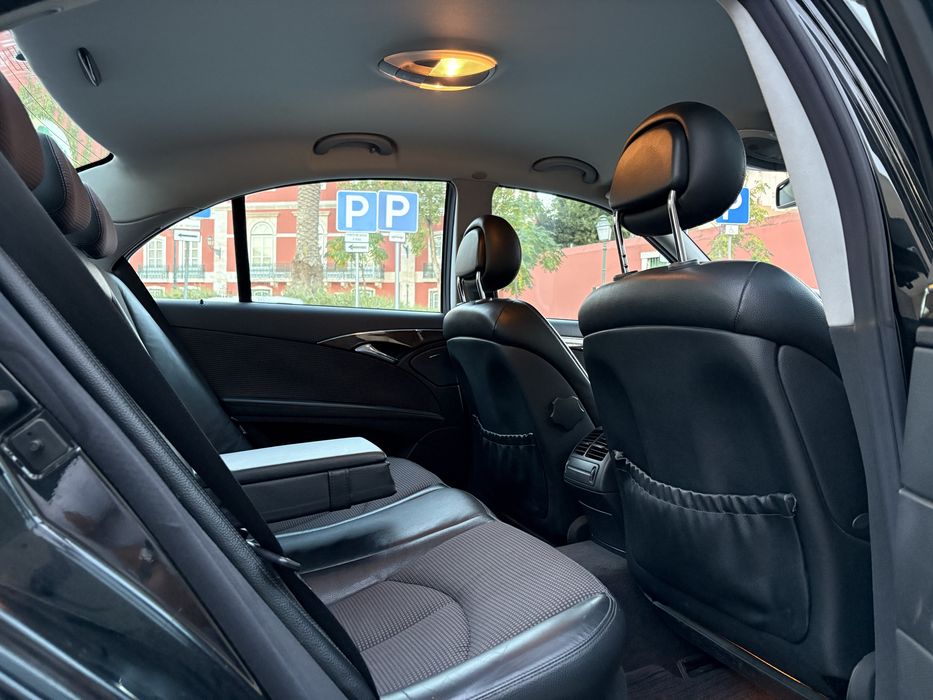 Mercedes-benz  E-220 Cdi Avantgarde  Black-Edition