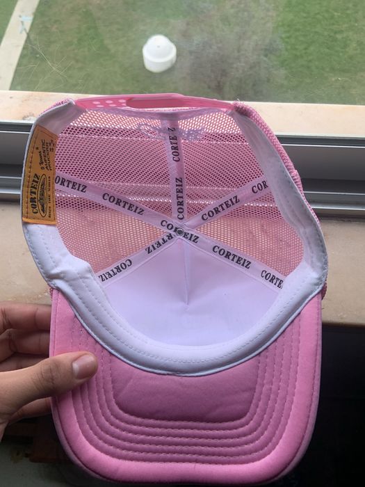 Chapéu Corteiz rosa bom estado