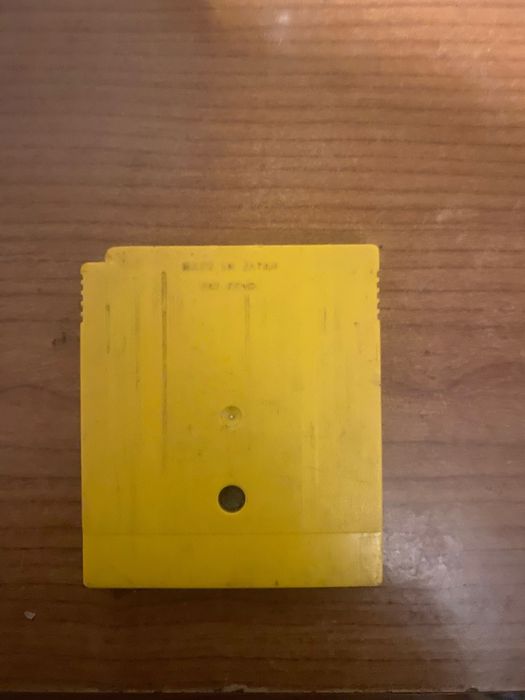 Cartucho Pokémon versão amarela ,original ,game boy