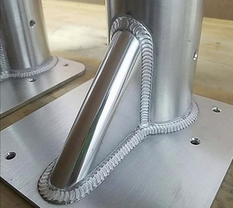 Trabalhamos com aluminio