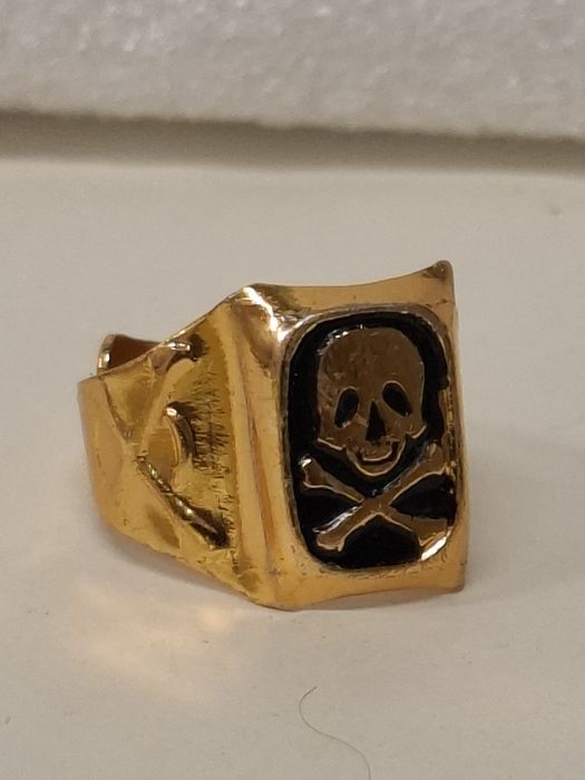 Trupiczacha sygnet odpustowy  prl