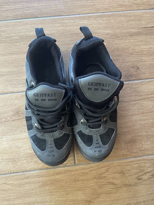 Fajne buty 36,5 unisex do ogrodu itd.