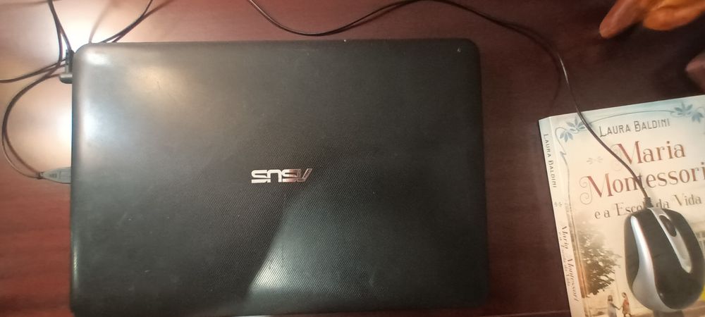 Asus Laptop i5200u X55
