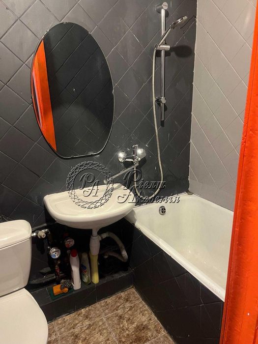 Продам квартиру Київ, Лєскова вул.