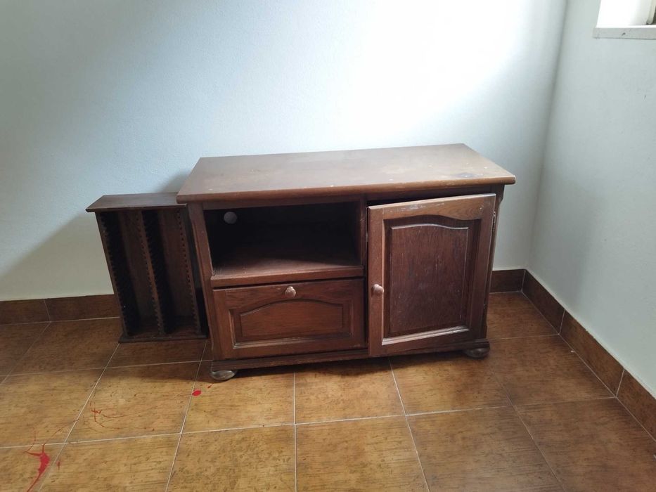 Armário para suporte TV