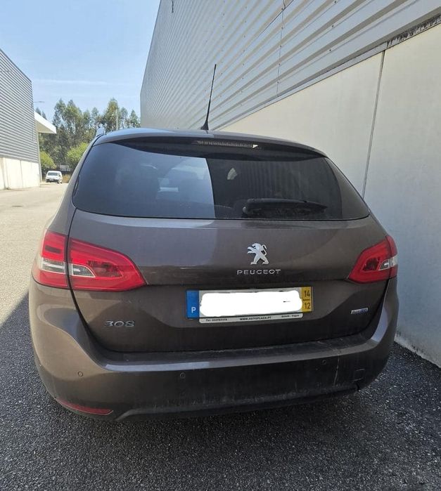 Peugeot 308 SW 2.0 BlueHdi  150cv – 2014