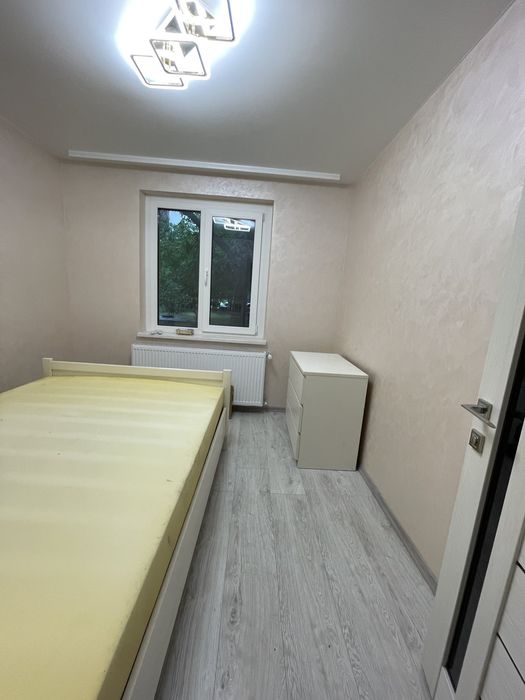 Здається вперше 4 кімнатна квартира Росвигово.
