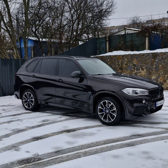 Х5М В хорошому стані всюди М. Повністю во круг диски нові тормозні. Салон як новий екологія є.їде супер повний привід. Класна комплектація .
