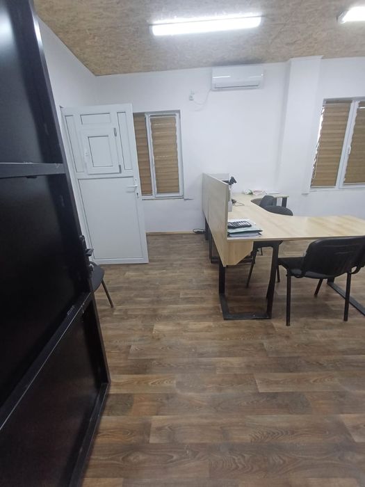 Продаж комерційного приміщення складу площею 2100м.кв