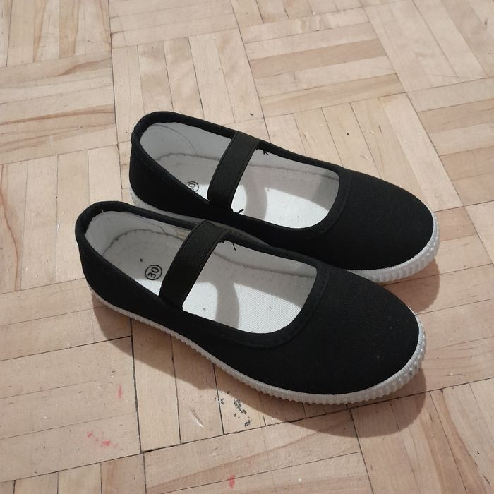 Tenisówki, balerinki czarne