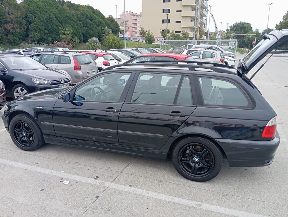 BMW 320D  2002 pra sair logo