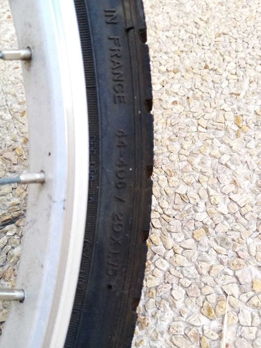 Bicicleta sem mudanças criança