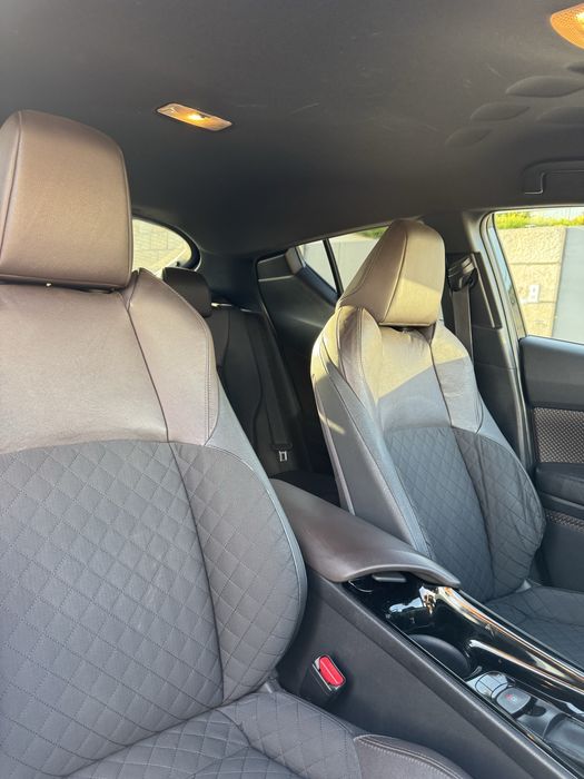 Toyota CH-R 1.8 Hybrido Exclusive P. Luxury