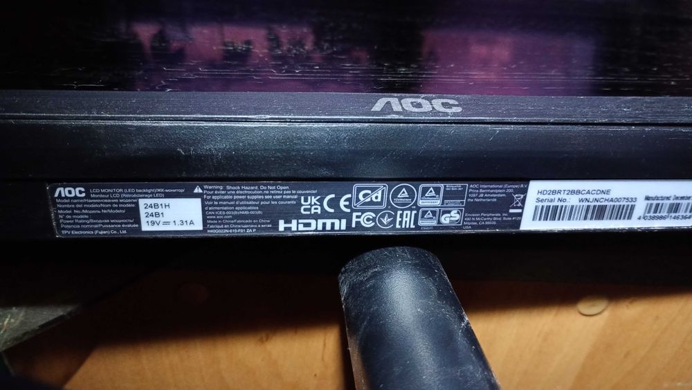 4x monitory, zepsute, uszkodzone matryce
