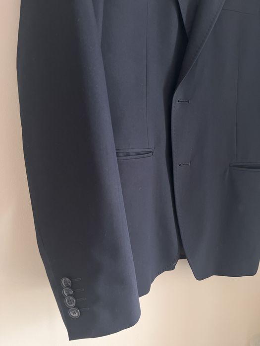 Granatowy klasyczny garnitur męski Zara