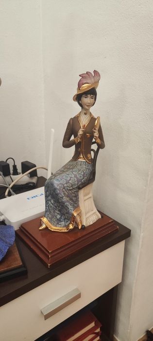 Vendo estatuetas cada uma por 10€ negociável