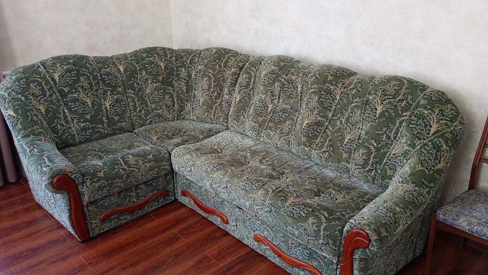 Продам диван б/у