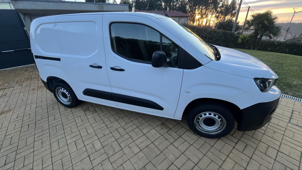 Peugeot Partner 1.5 BlueHDi Premium Standard