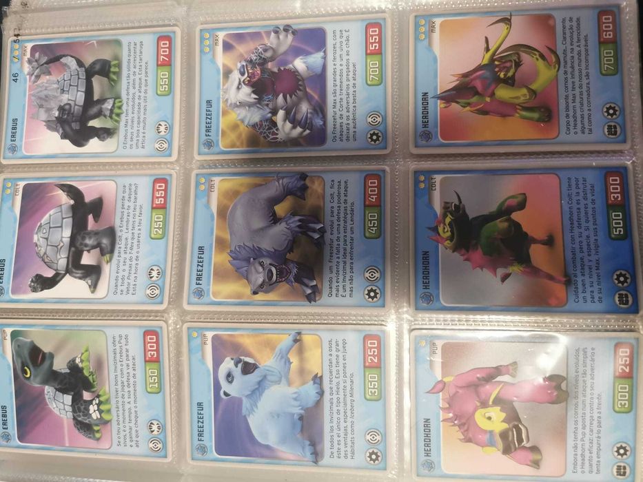 Cadernetas Invizimals+Cartas (Batalha de Caçadores e Desafios Ocultos)