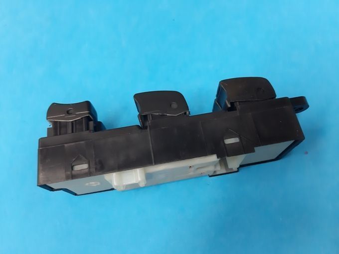 Comando interruptor botão vidros Nissan Pickup  D22   NOVO